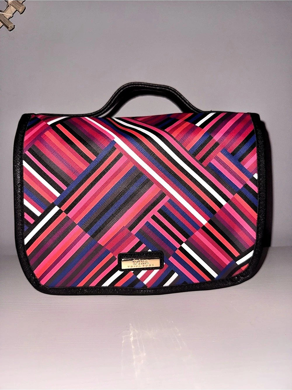 Trina Turk Hanging Travel Toiletry Cosmetic Bag Organizer